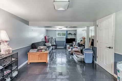 433 East Cherry Hill Drive Addison IL 60101