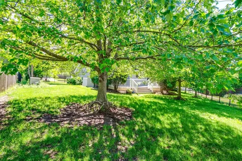 228 Southridge Drive Gurnee IL 60031