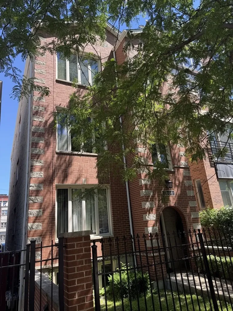 1444 West Walton Street Chicago IL 60642