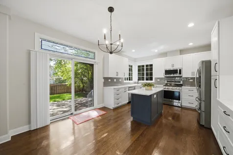 259 Pembrook Lane Mundelein IL 60060