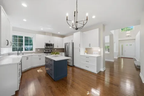 259 Pembrook Lane Mundelein IL 60060