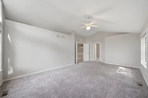 259 Pembrook Lane Mundelein IL 60060
