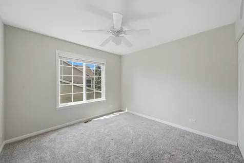 259 Pembrook Lane Mundelein IL 60060