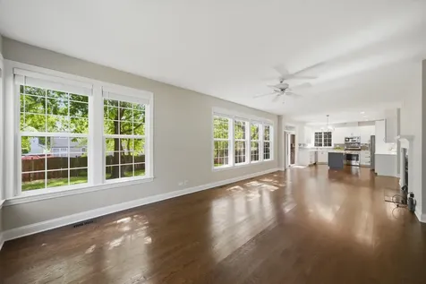 259 Pembrook Lane Mundelein IL 60060