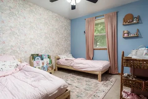 819 Greglynn Street Machesney Park IL 61115