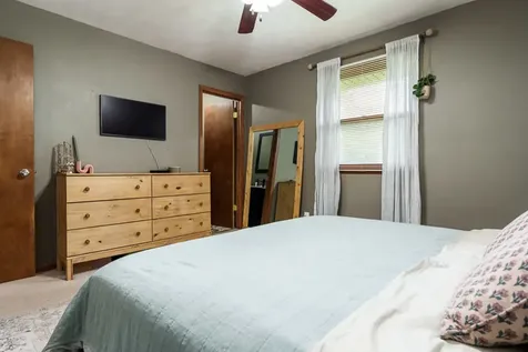 819 Greglynn Street Machesney Park IL 61115