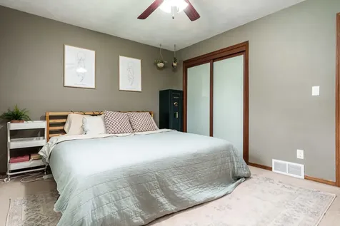819 Greglynn Street Machesney Park IL 61115