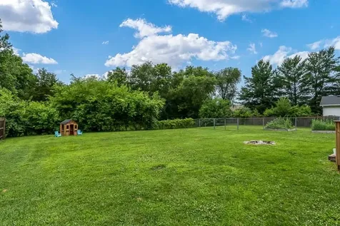 819 Greglynn Street Machesney Park IL 61115