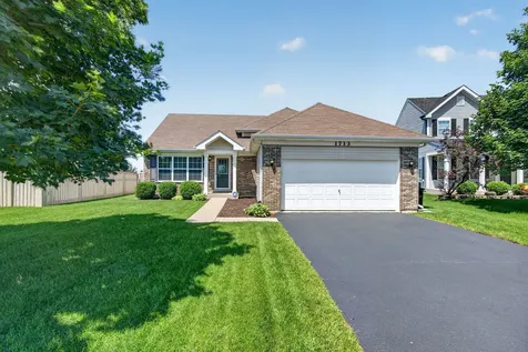 1713 Aaron Lane Joliet IL 60431