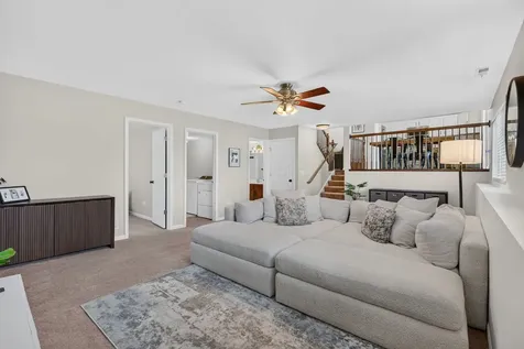 1713 Aaron Lane Joliet IL 60431