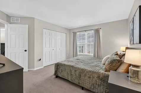 1713 Aaron Lane Joliet IL 60431