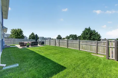 1713 Aaron Lane Joliet IL 60431