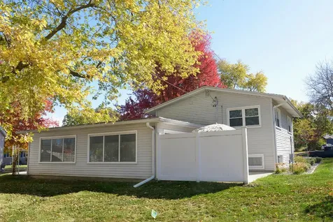 749 Fort Street Ottawa IL 61350