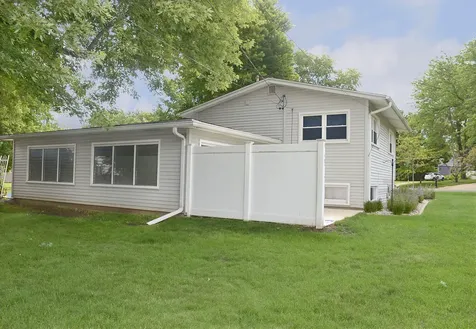 749 Fort Street Ottawa IL 61350