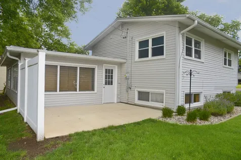 749 Fort Street Ottawa IL 61350