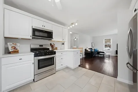 241 North Lord Avenue Carpentersville IL 60110