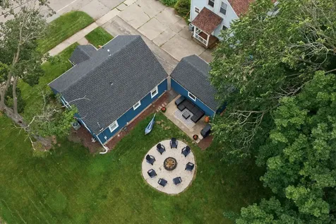241 North Lord Avenue Carpentersville IL 60110