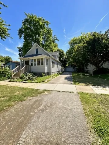 13921 South Atlantic Avenue Riverdale IL 60827