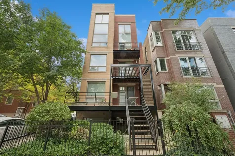 885 North Hermitage Avenue Chicago IL 60622