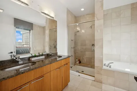 885 North Hermitage Avenue Chicago IL 60622
