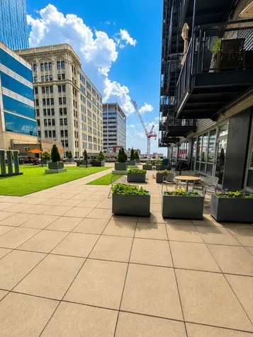 565 West Quincy Street Chicago IL 60661