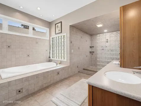 7N136 Briargate Terrace Medinah IL 60157