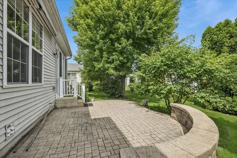 13802 Chestnut Lane Huntley IL 60142