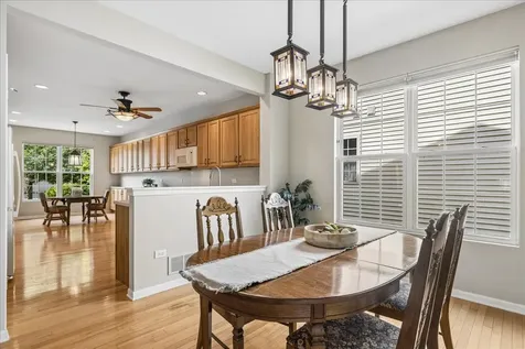 13802 Chestnut Lane Huntley IL 60142