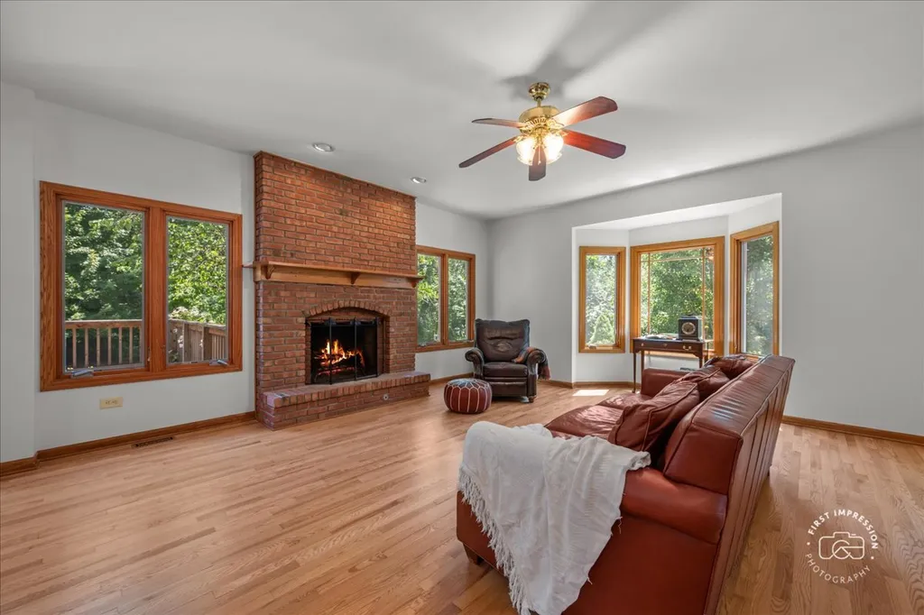 1404 Jonester Court Naperville IL 60563