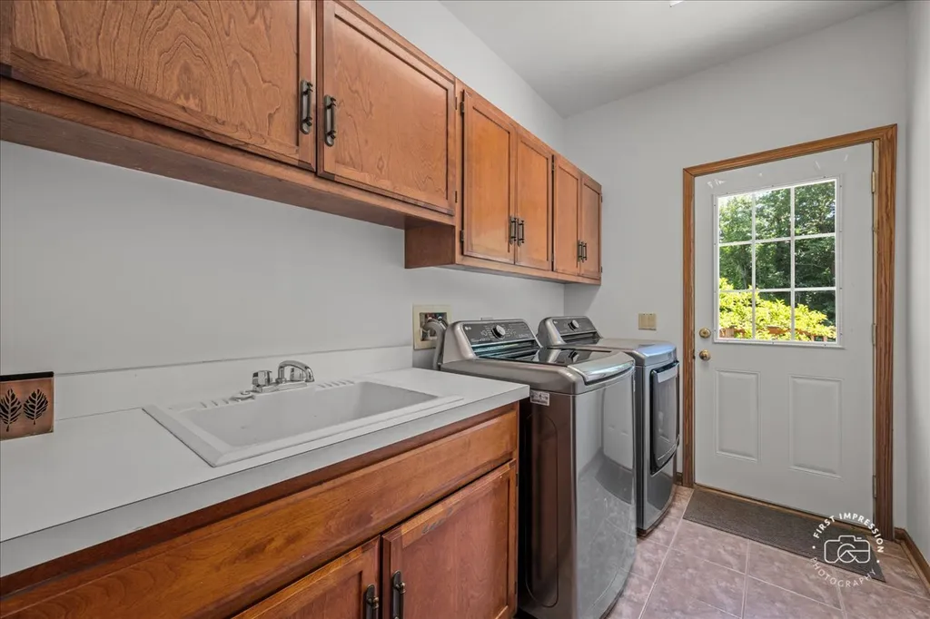 1404 Jonester Court Naperville IL 60563