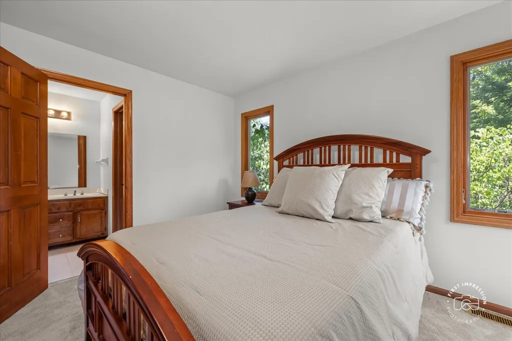 1404 Jonester Court Naperville IL 60563