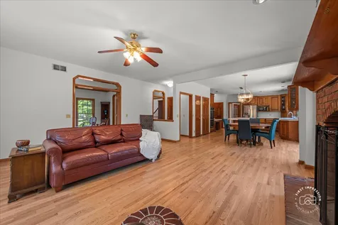 1404 Jonester Court Naperville IL 60563
