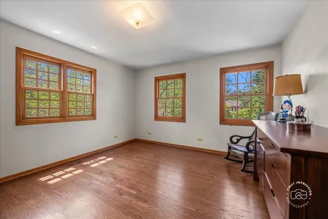 1404 Jonester Court Naperville IL 60563