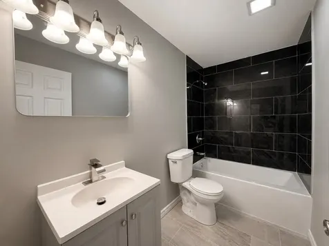 5402 South Marshfield Avenue Chicago IL 60609