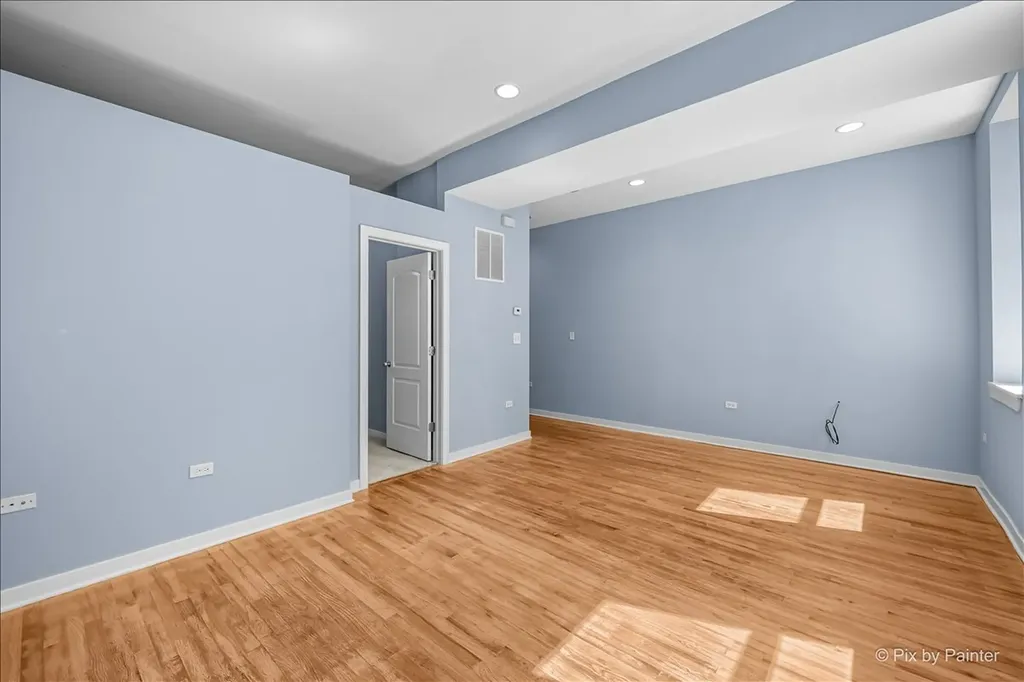 1347 North Greenview Avenue Chicago IL 60642
