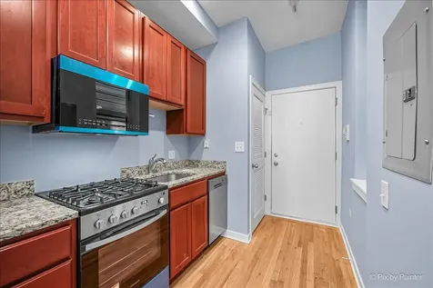1347 North Greenview Avenue Chicago IL 60642