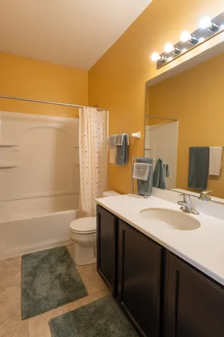 442 Plaza Place Aurora IL 60504