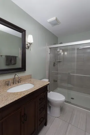 442 Plaza Place Aurora IL 60504