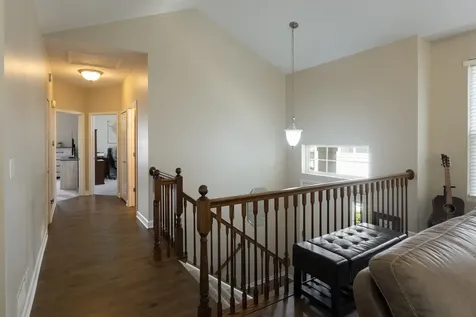 442 Plaza Place Aurora IL 60504