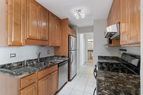 3440 North Lake Shore Drive Chicago IL 60657