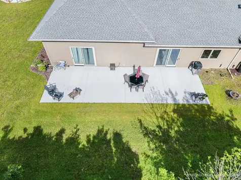 1210 Stonegate Drive Marengo IL 60152