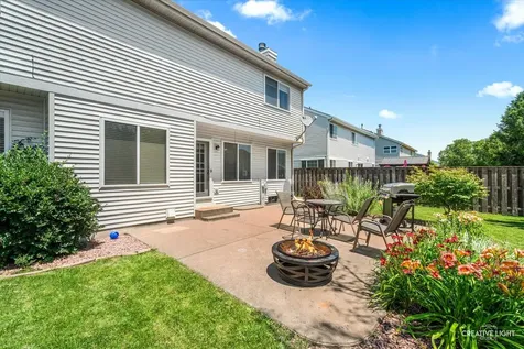 1683 Seaton Lane Elgin IL 60123