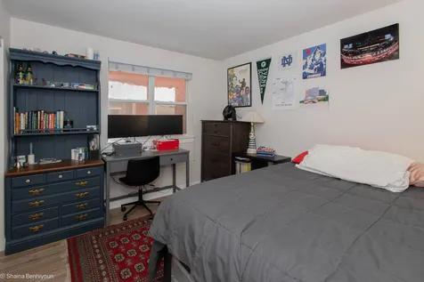 1463 North Larrabee Street Chicago IL 60610