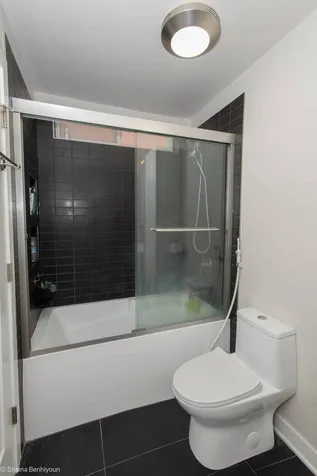 1463 North Larrabee Street Chicago IL 60610