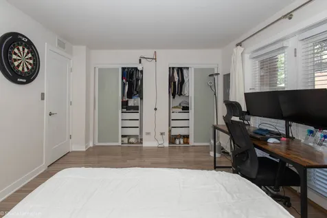 1463 North Larrabee Street Chicago IL 60610