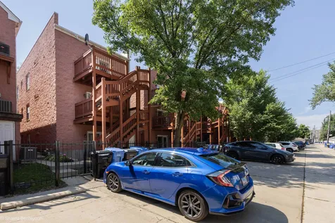 1463 North Larrabee Street Chicago IL 60610