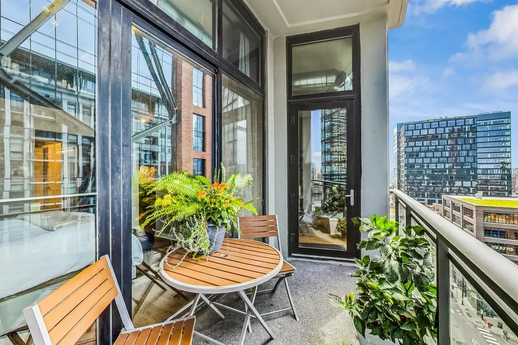 740 West Fulton Street Chicago IL 60661