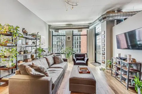 740 West Fulton Street Chicago IL 60661