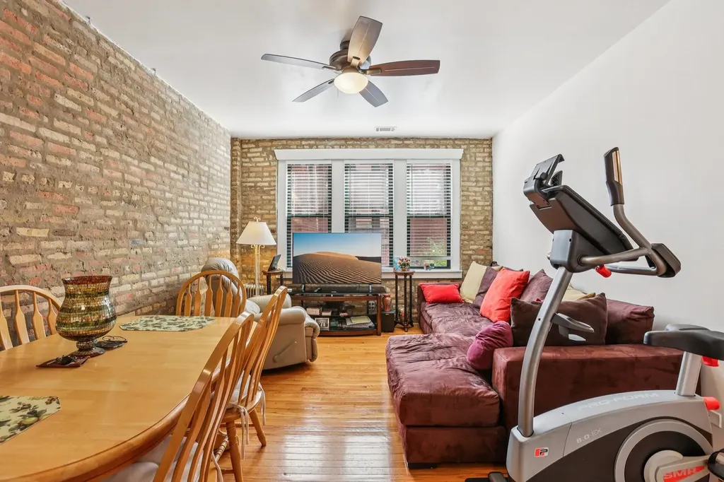 3128 West Carmen Avenue Chicago IL 60625