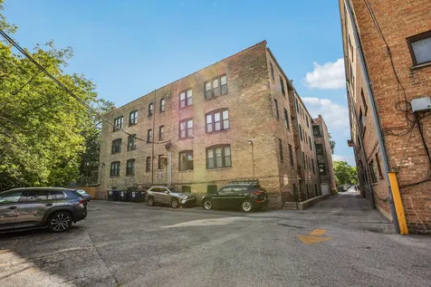 3128 West Carmen Avenue Chicago IL 60625